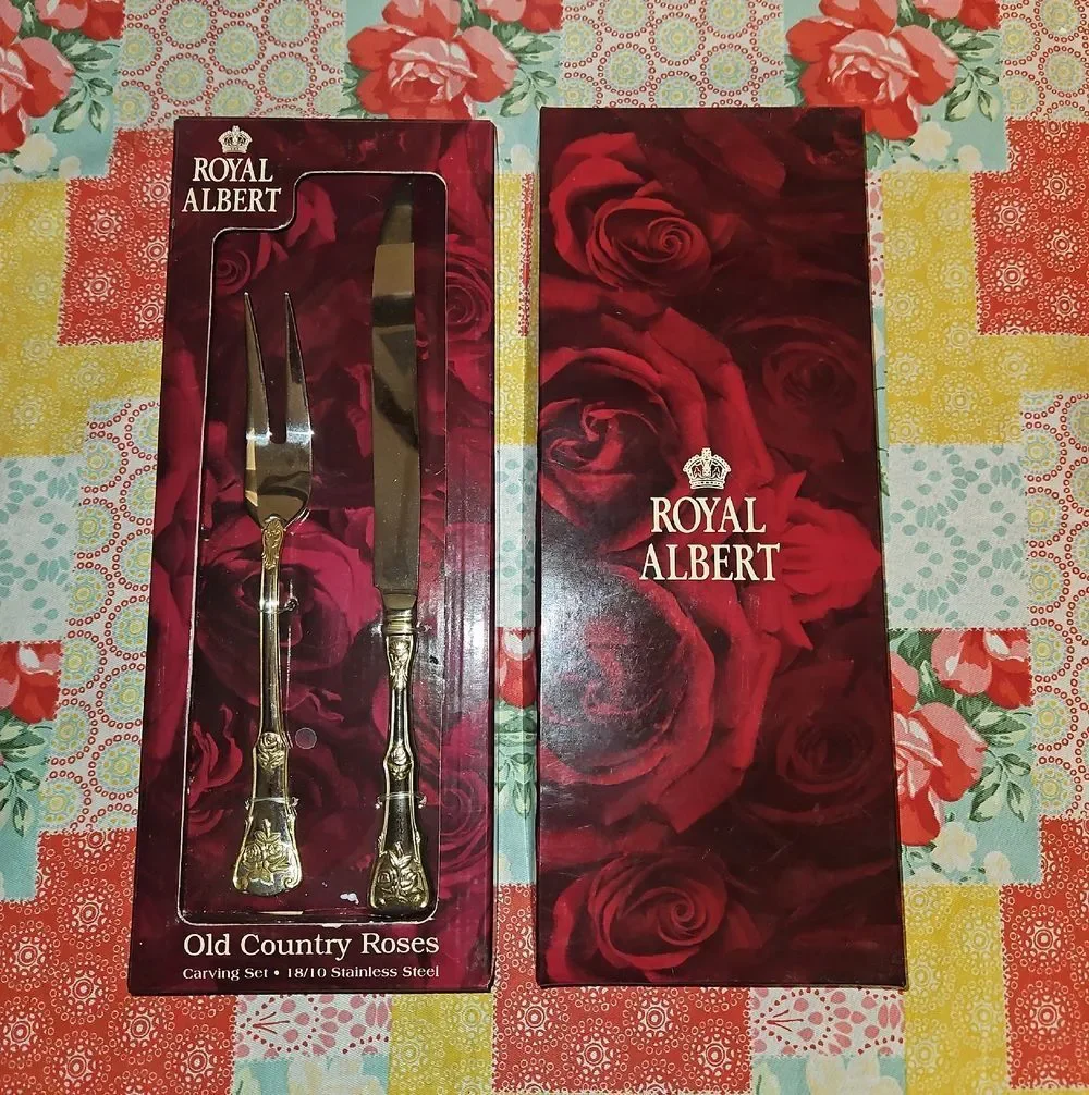 Royal Albert Old Country Roses Stainless Steel Carving Set